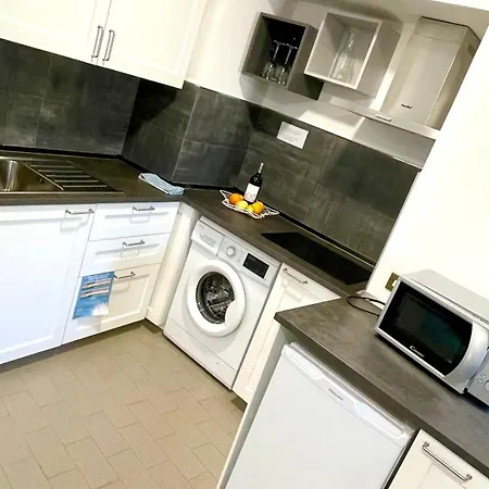 La Scuna アパート コルニリア